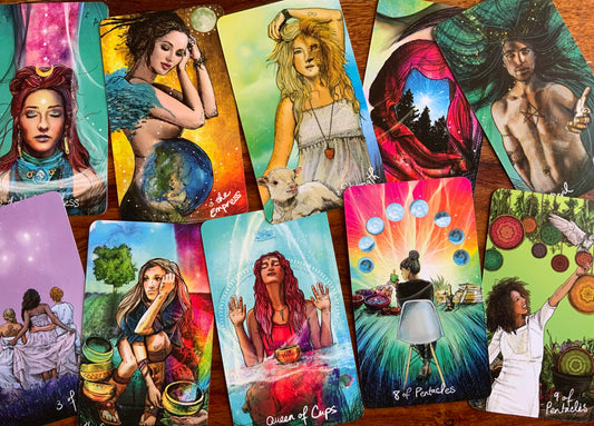 Dévoiler les mystères avec le « The Light Seer's Tarot » (Le Tarot du Voyant) : Comment il se distingue des autres cartes de Tarot