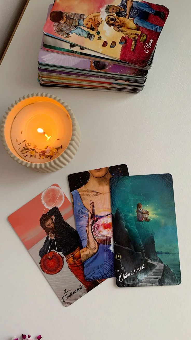Cartes de Tarot au Maroc : Entre Tradition, Art et Spiritualité