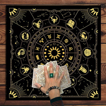 Nappe de lecture du tarot avec signes astrologiques